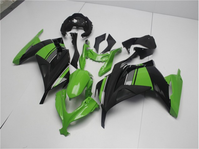 Abs Plásticos EX300 2013-2016 - Verde Preto Abs Plásticos EX300 2013-2016 - Verde Preto