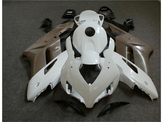 Carenagem CBR 1000RR 2004-2005 - Sem Pintura Carenagem CBR 1000RR 2004-2005 - Sem Pintura