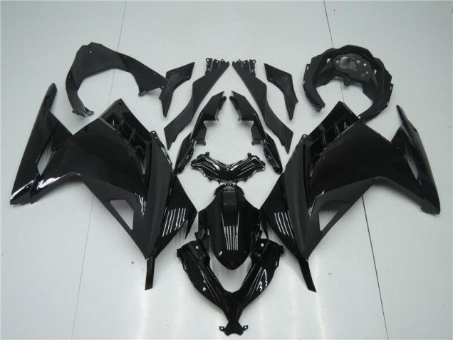 Carenagem EX300 2013-2016 - Brilhante Preto Fosco Carenagem EX300 2013-2016 - Brilhante Preto Fosco