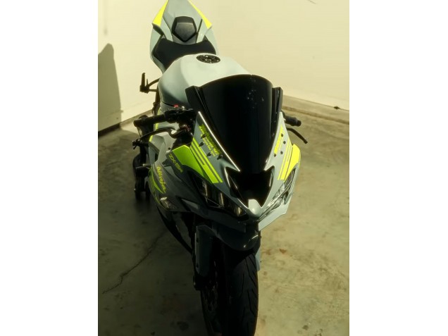 Lojas Carenagens Moto Kawasaki ZX6R 2019-2022 - Nardo Cinzento Amarelo