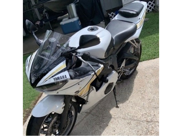Lojas Carenagens Moto Yamaha YZF R6S 2006-2009 - Branco Ouro