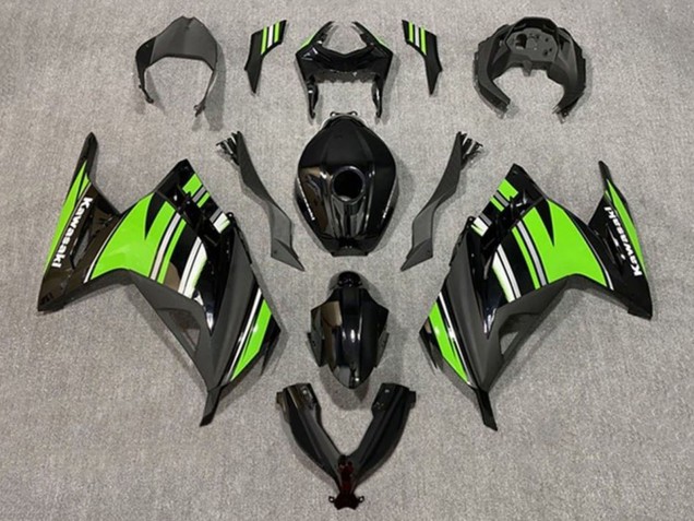 Lojas Carenagens Moto Kawasaki EX300 2013-2024 - Preto Brilhante Verde Branco Listra