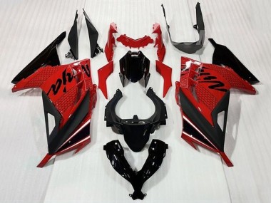 Lojas Carenagens Moto Kawasaki EX300 2013-2024 - Vermelho Preto Branco Listra