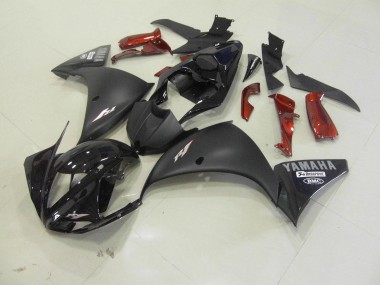 Plástico R1 2012-2014 - Preto Fosco
