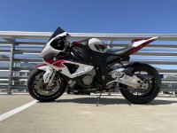 Tudo foi incrível! As carenagens chegaram em perfeitas condições e foram instaladas com facilidade. Consegui finalmente reconstruir a minha moto depois de a ter destruído há anos e não podia estar mais feliz com o resultado agora. Se se pergunta quem tem as melhores carenagens de substituição, acredite, esta empresa é a escolha certa! Dica para os consumidores: enviam todo o tipo de plástico de que necessita, incluindo um para-brisas preto!