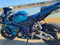 Receberam o meu pedido rapidamente e mantiveram-se em contacto comigo durante todo o processo de pintura! Ótimo acabamento e pintura IMPECÁVEL!